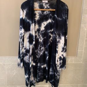 Brand new tie dye cardigan with pockets